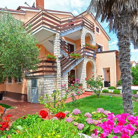 Apartments Orange 167 Novigrad Istria Exteriör bild